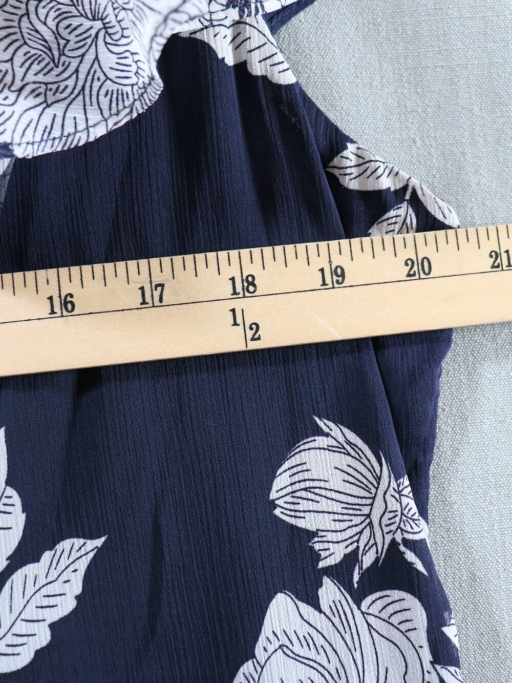 Laura Plus Dress Womens 16P Navy White Chiffon Ruffle Floral Midi 18 Plus - Picture 9 of 14
